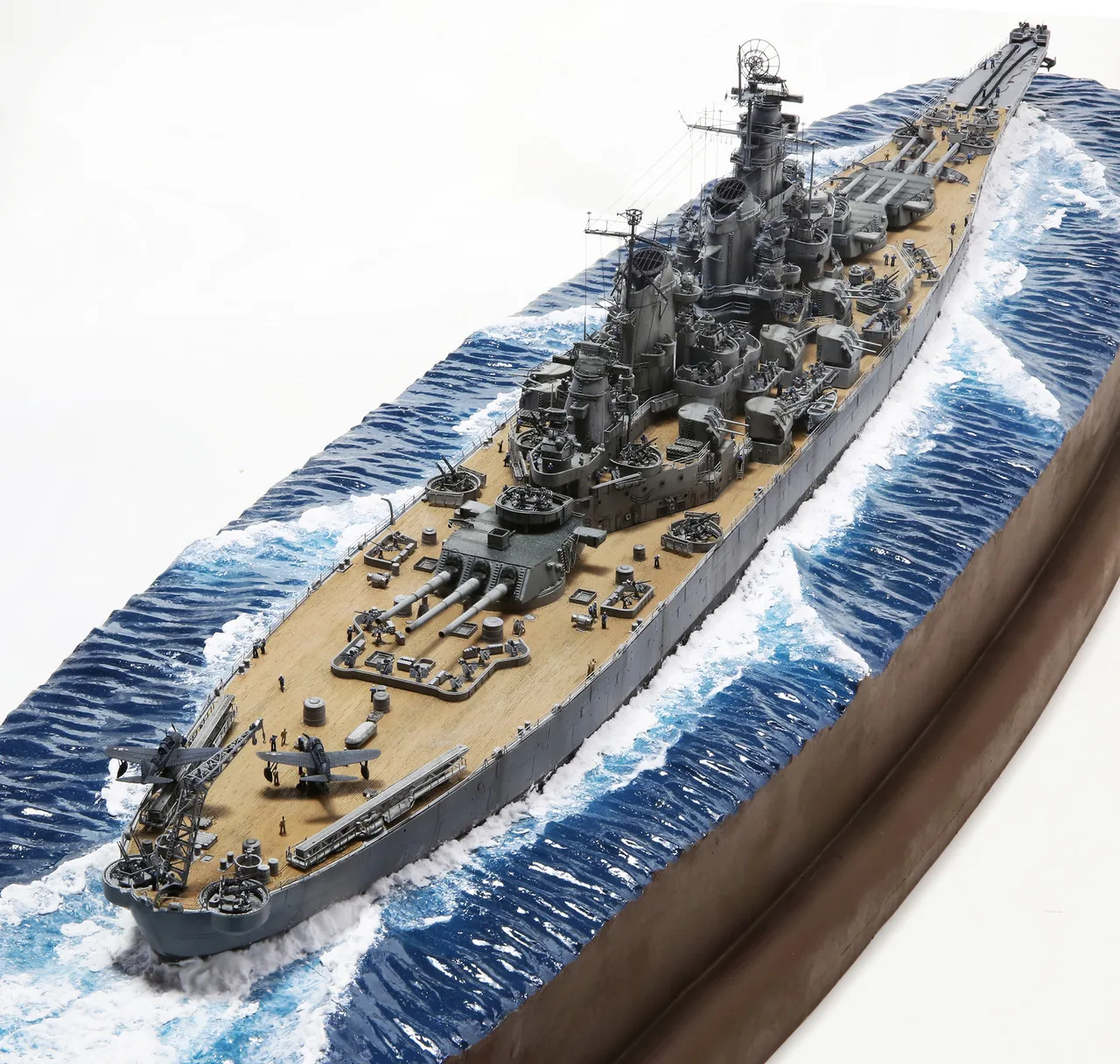 USS Missouri 1/350 by Zach Wilson