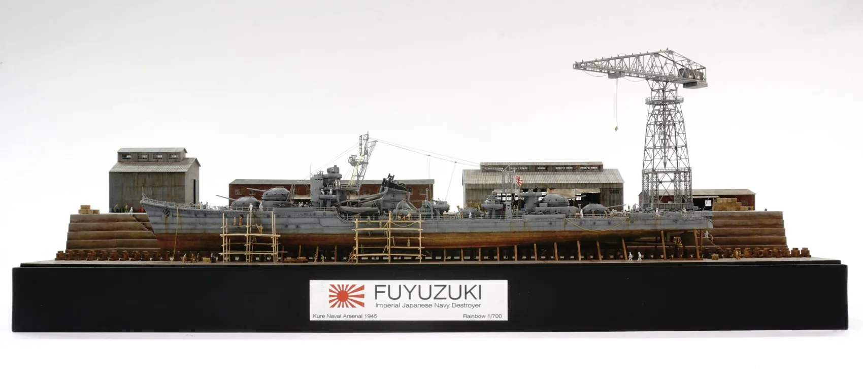 Fuyuzuki 1945, Kure Naval Arsenal — 1/700 by Mariusz Bej