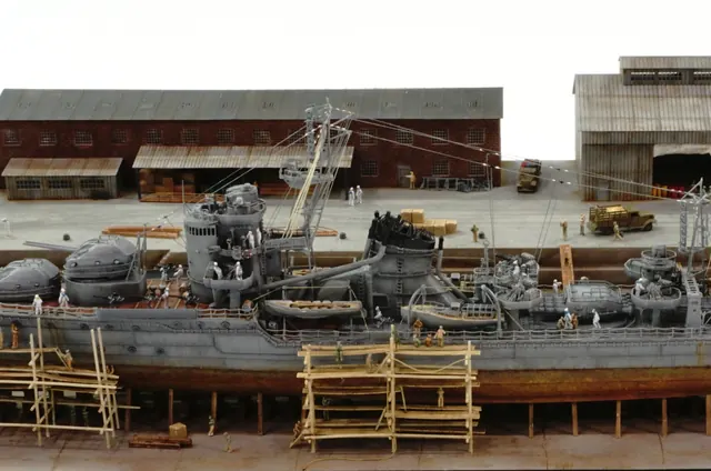 Fuyuzuki 1945, Kure Naval Arsenal — 1/700 by Mariusz Bej
