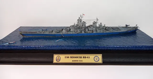 USS Missouri 1/700 by Ramon Orellana